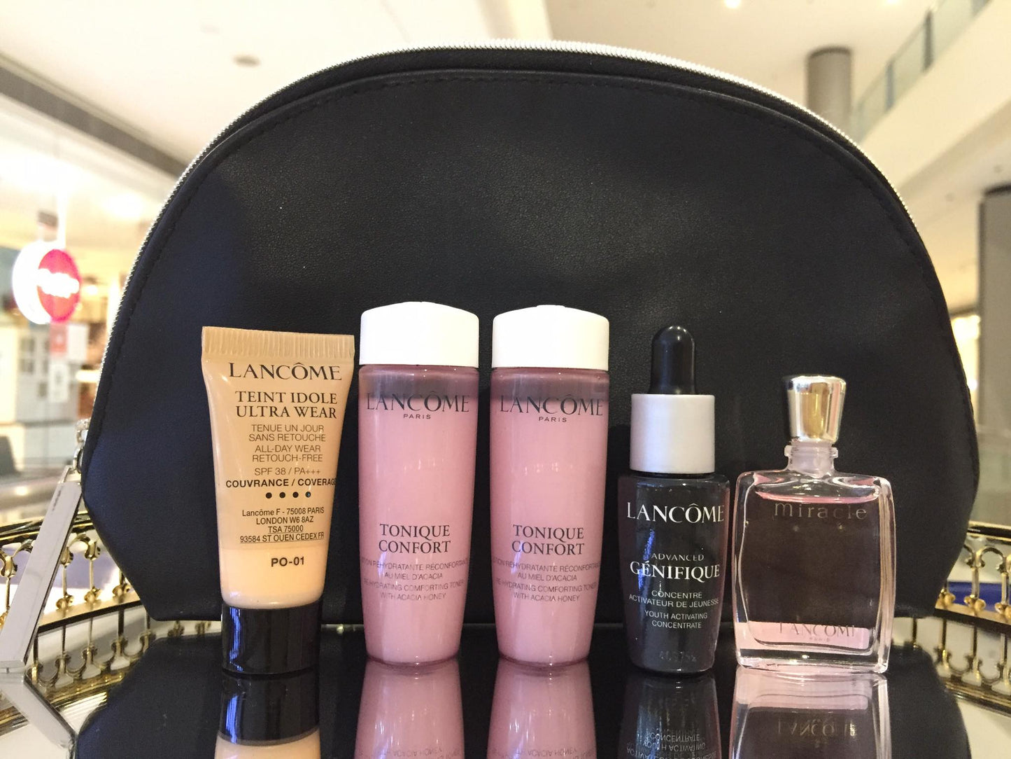 Lancome Gift Set with Pouch (Women)